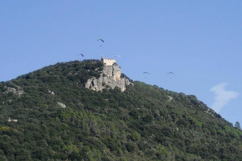 Ca La Merce - Agradable Casa En Amer Exteriör bild